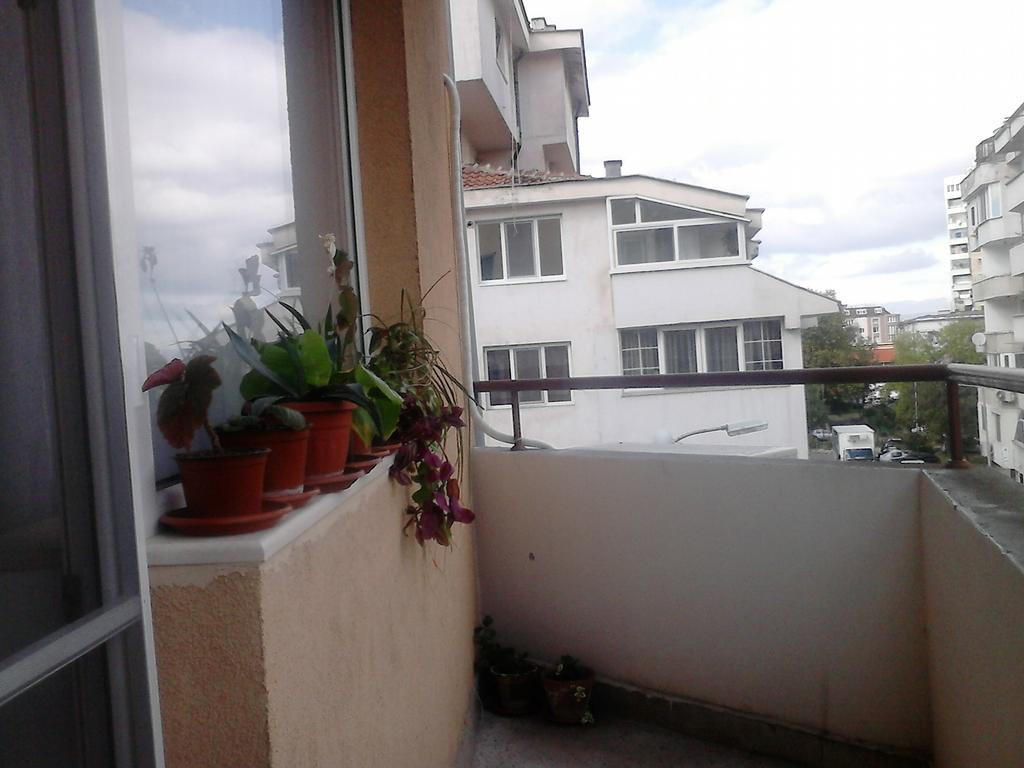 Luxury Apartment Lazur 2 Burgas Stad Kamer foto